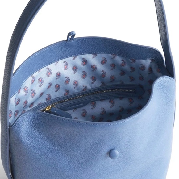 NWT Vera Bradley Women's Leather Astoria Shoulder Bag Quiet Harbor - Picture 4 of 9